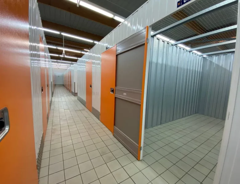 Le site de Saint-Quentin-Fallavier est-il accessible en voiture ou en camion ?